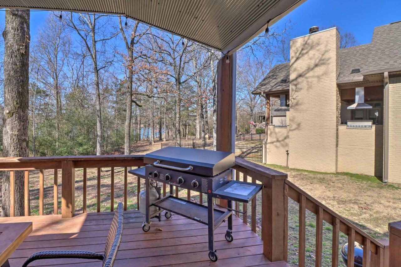 Lakefront Greers Ferry Cabin With Covered Boat Slip! Fairfield Bay Exterior foto